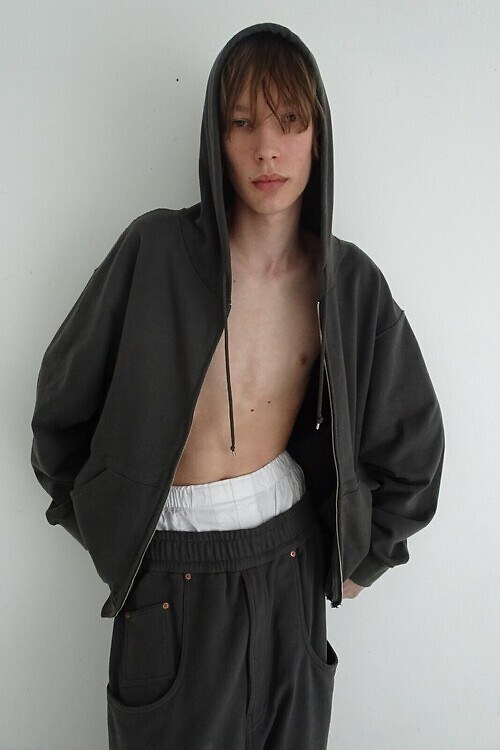 Abelia Edoward Goucha ONLINE STORE