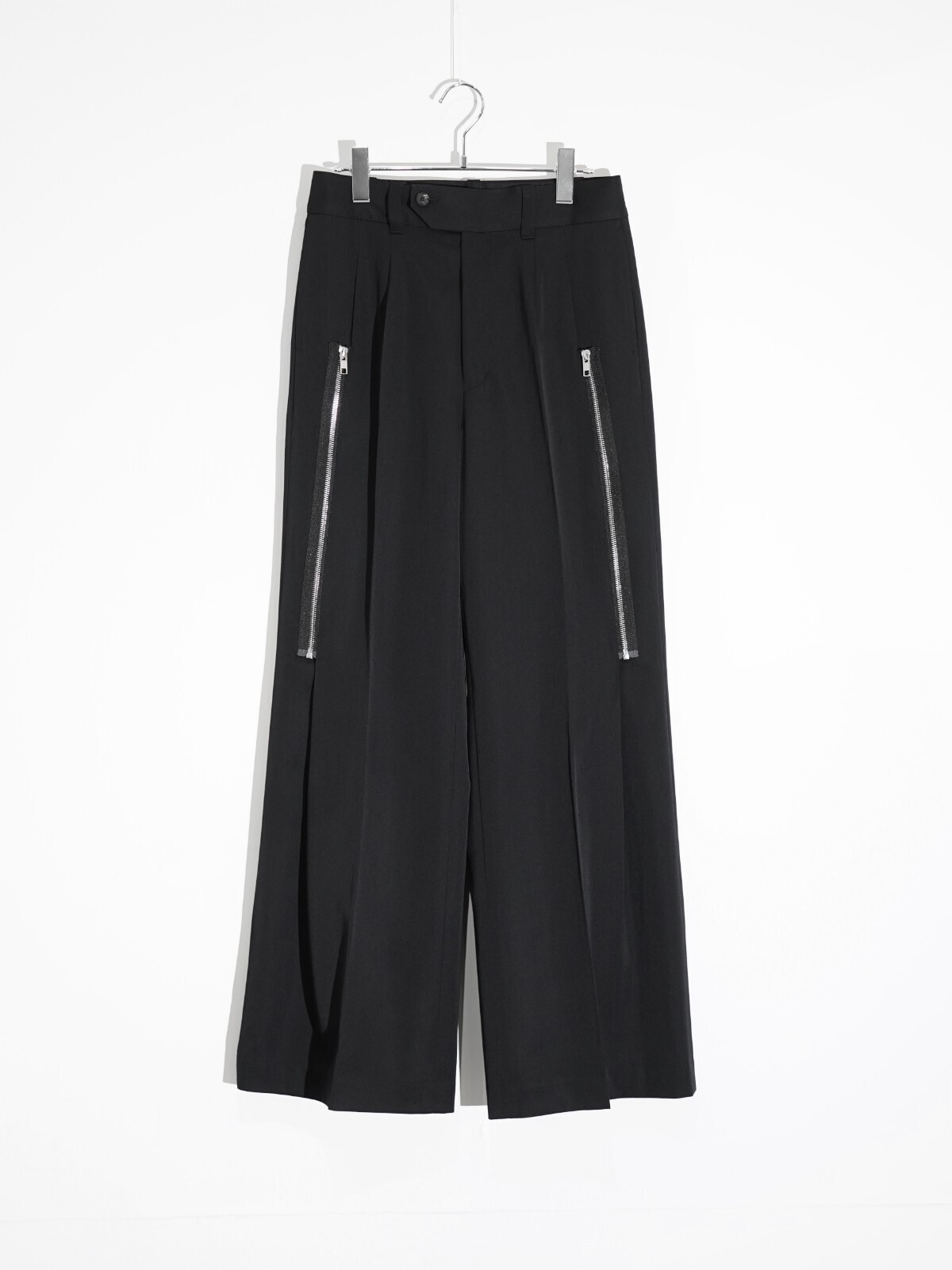 Hibiki Nakaminami WOMENS & MENS ZIPPED TROUSERS (Black) IMAGE2