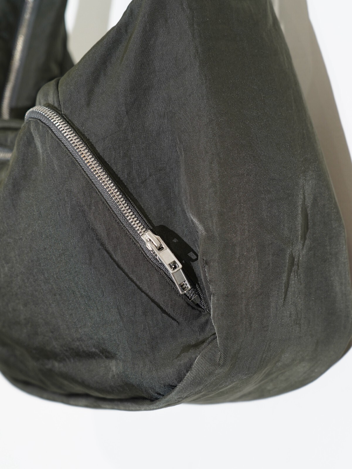 Hibiki Nakaminami 남성 ARC / NYLON TWILL SHOULDER BAG 이미지4
