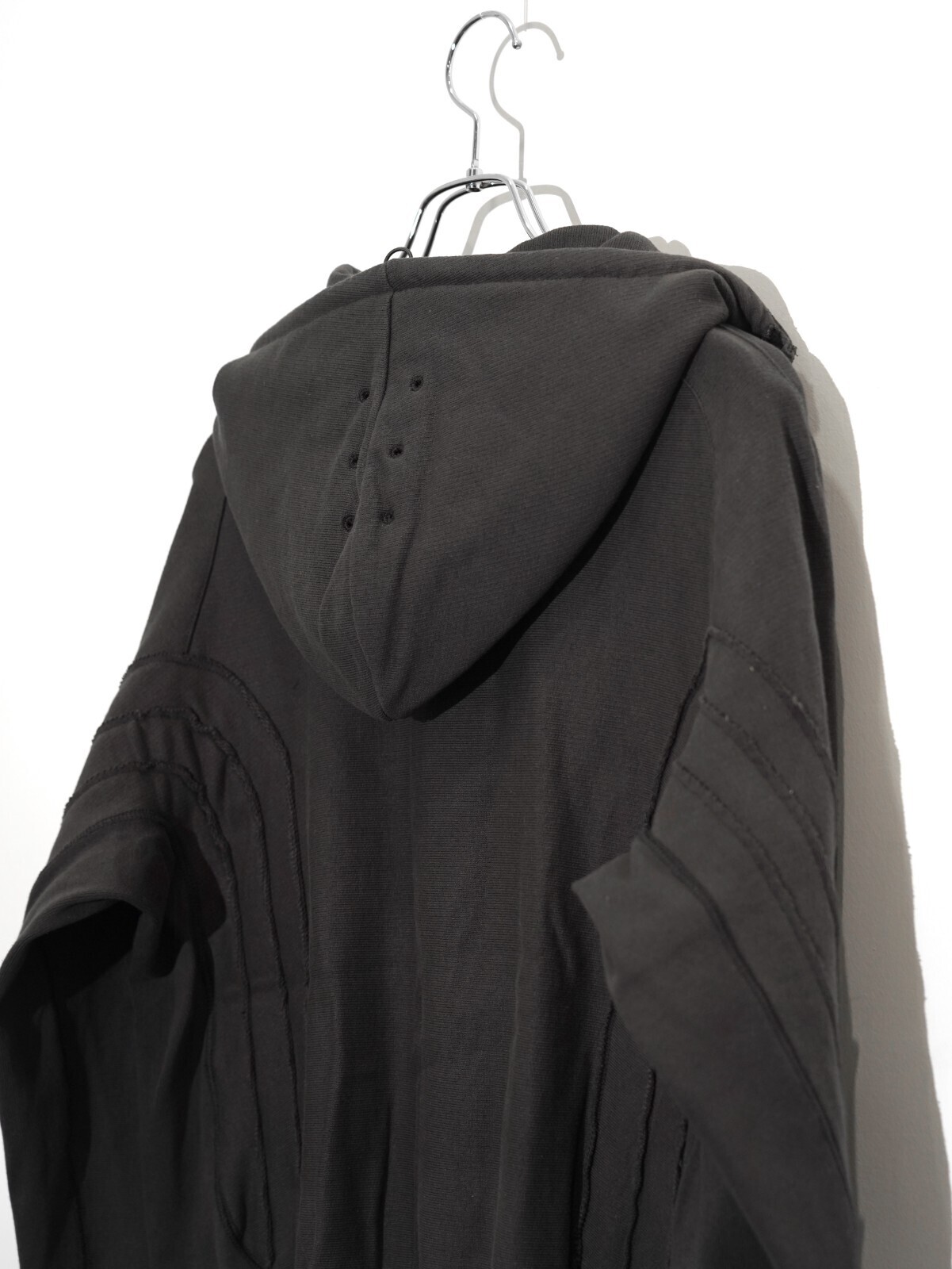 JIAN YE MENS ORBIT HOOD IMAGE22