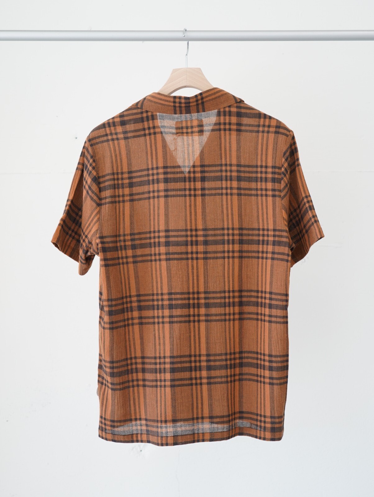 FOLK 남성 SS Soft Collar Shirt Tone On Tone Check 이미지8