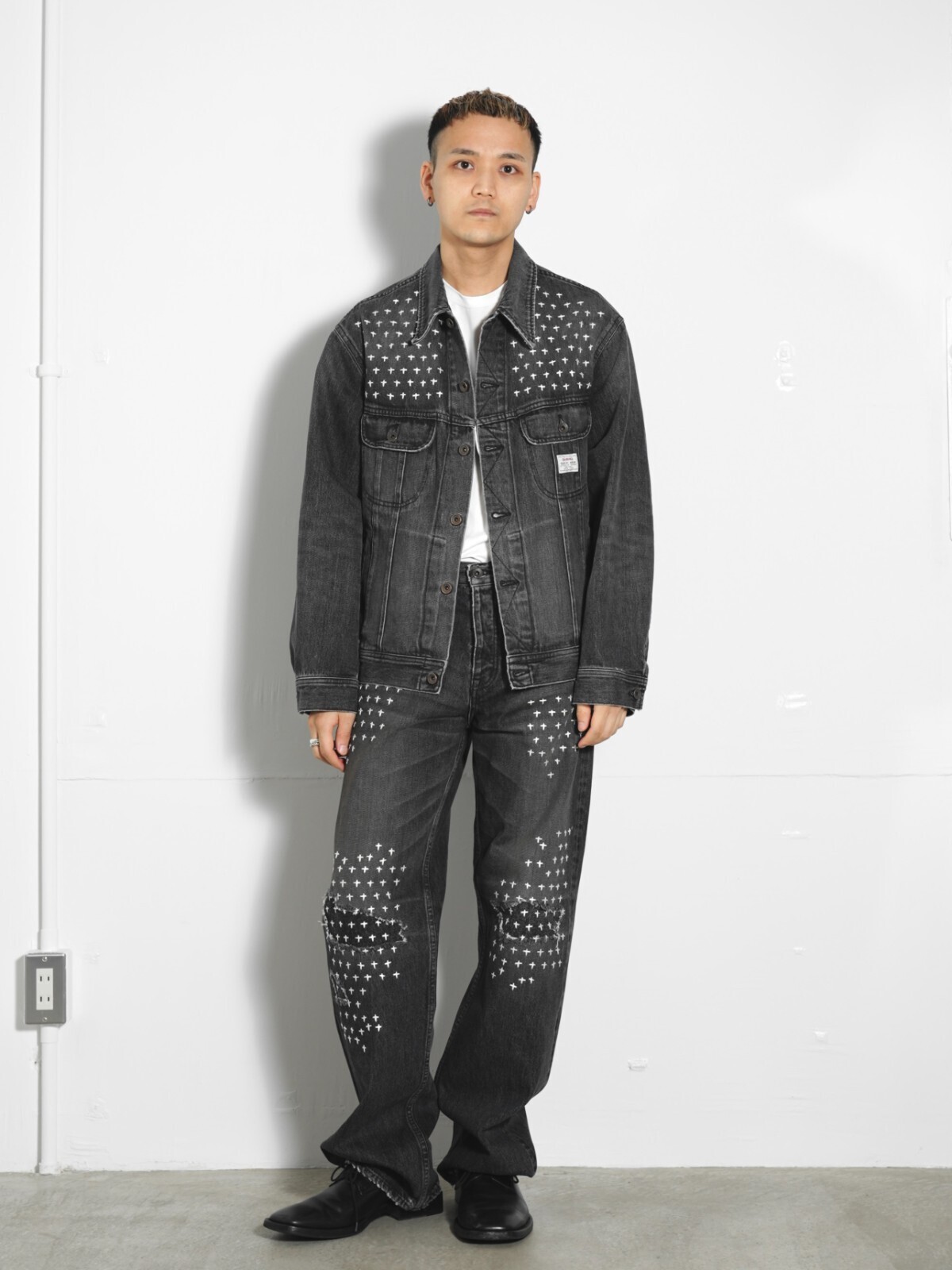 DAIRIKU 女士 & 男士 Cross Embroidery Vintage Denim Jacket 图片21