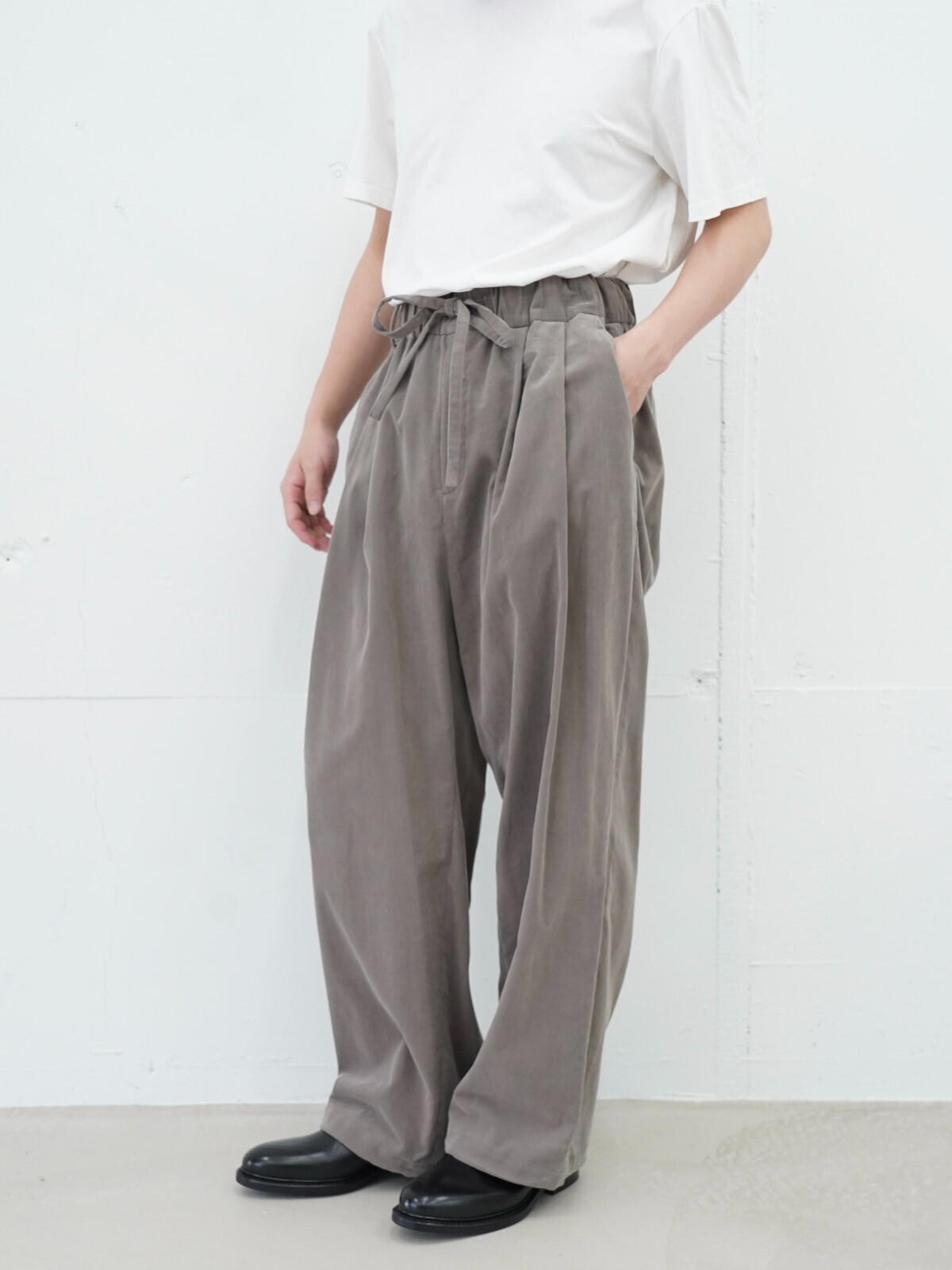 Blanc YM 여성 & 남성 Soft Corduroy Browsing Pants 이미지27