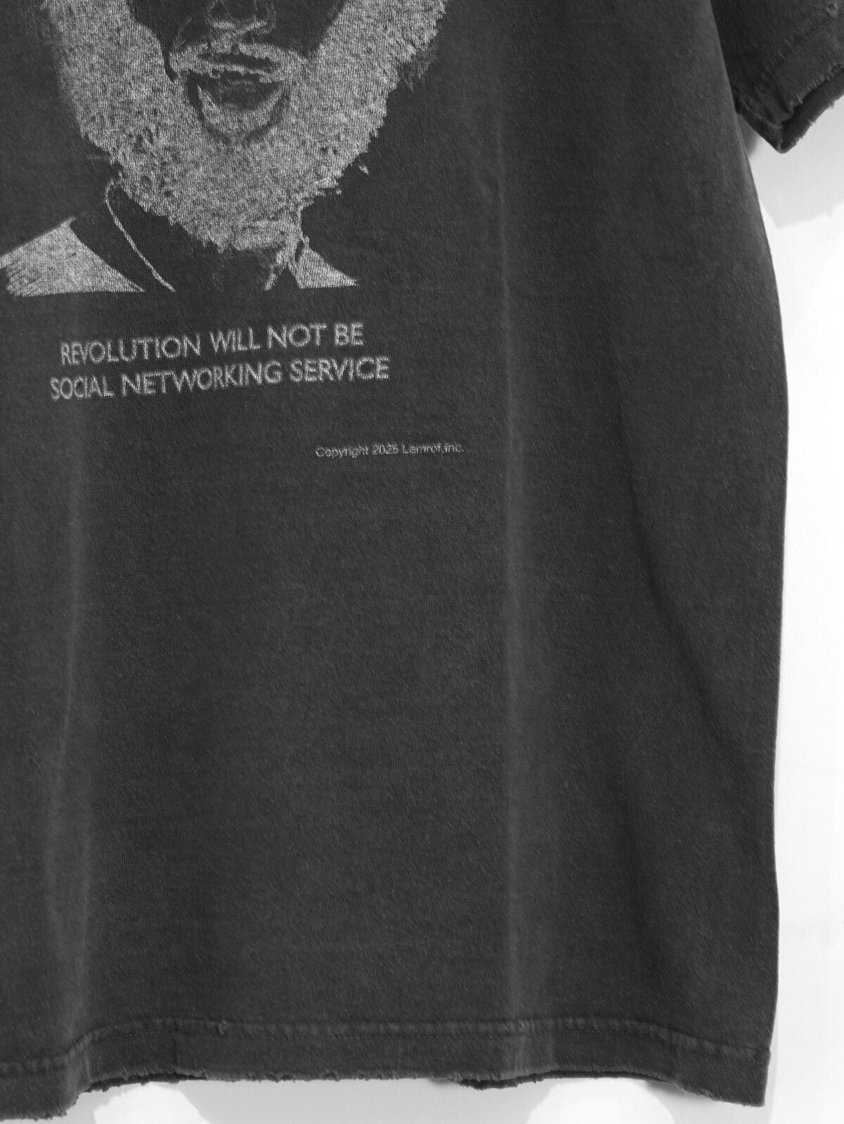 ラムロフ レディース & メンズ "Revolution..." Tシャツ 画像20