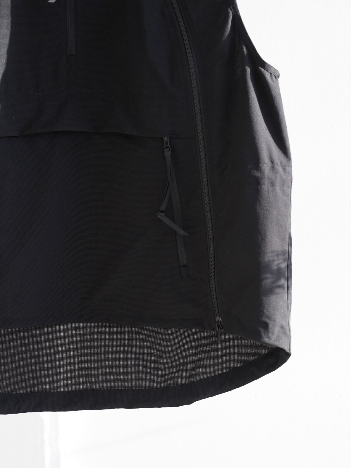 Product Twelve MENS Ventilation Utility Vest IMAGE10