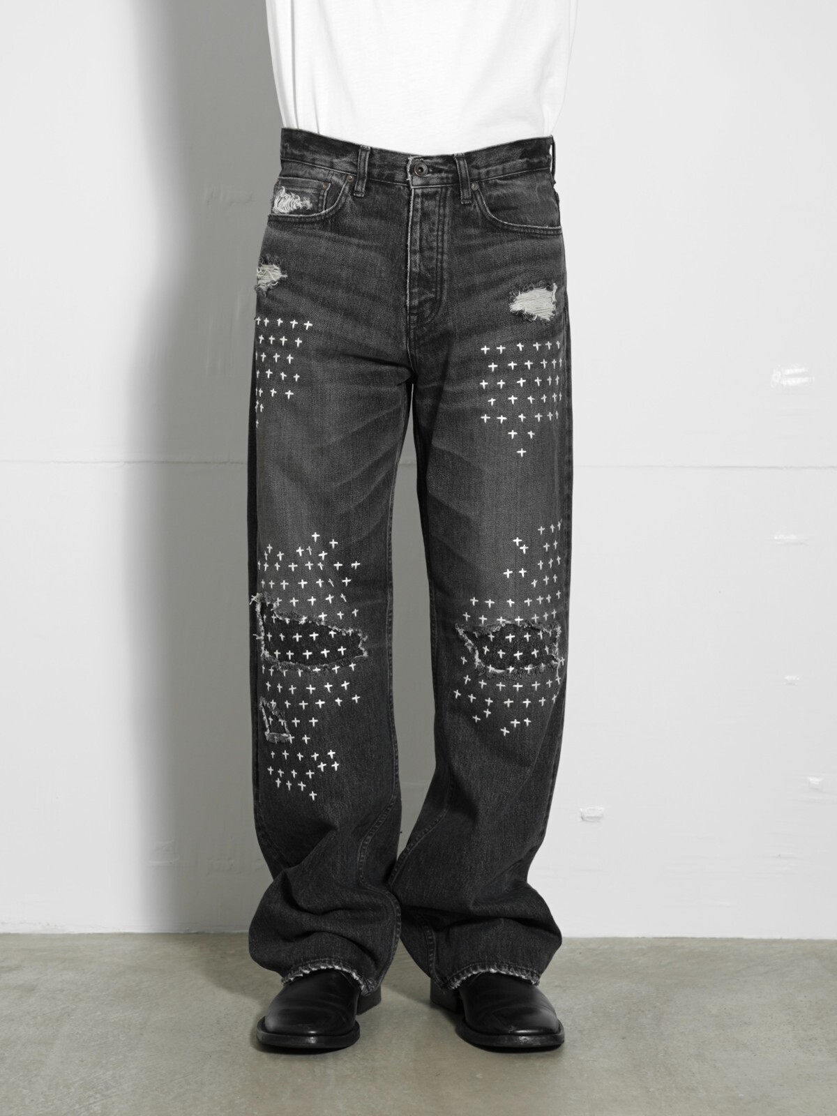 DAIRIKU MENS "Straight"Cross Embroidery Vintage Denim Pants IMAGE7