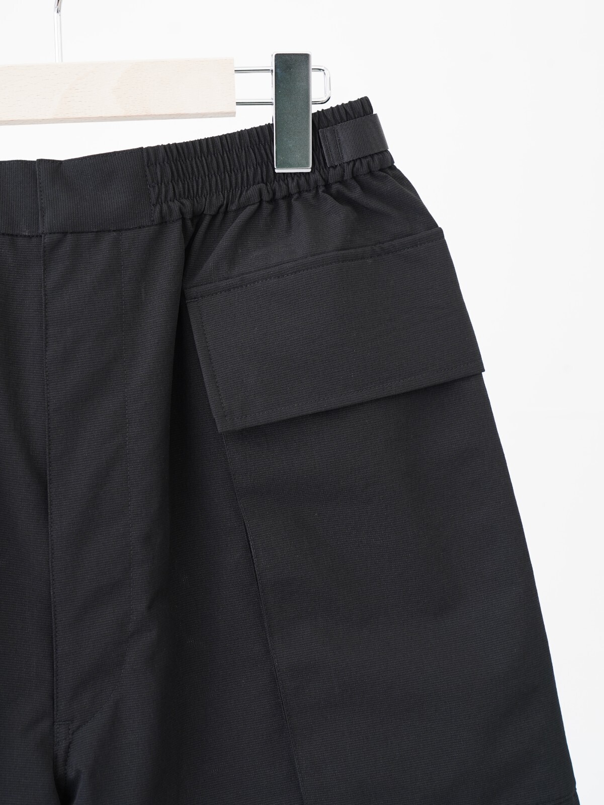 Product Twelve 男士 Ventilation Short Pants 图片9