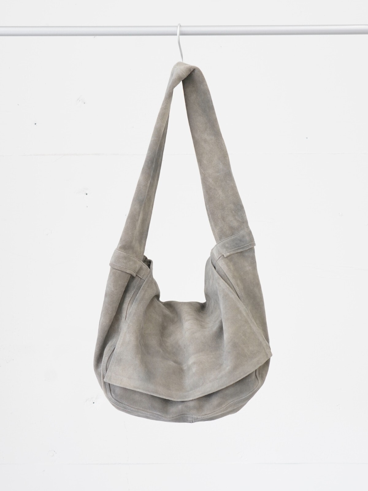 SEVEN BY SEVEN WOMENS & MENS LEATHER SHOULDER BAG (25SS) IMAGE11