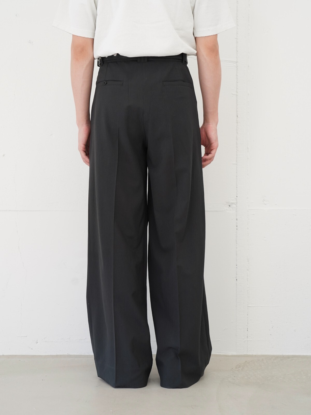 YOKE 男士 WOOL TROPICAL 3PLEATED WIDE-LEG TROUSERS 圖片9