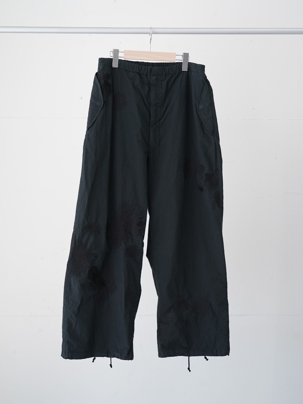 ヨーク メンズ エンブロイダリーオーバーパンツ 画像2