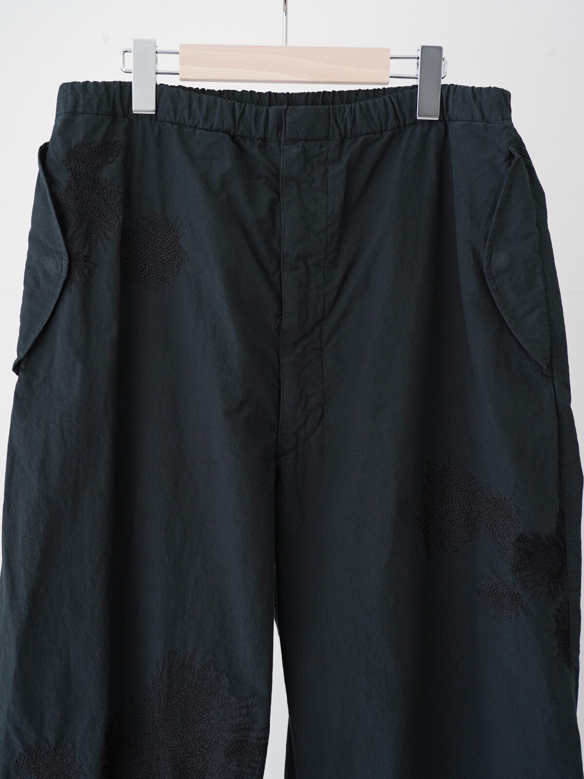 ヨーク メンズ エンブロイダリーオーバーパンツ 画像3