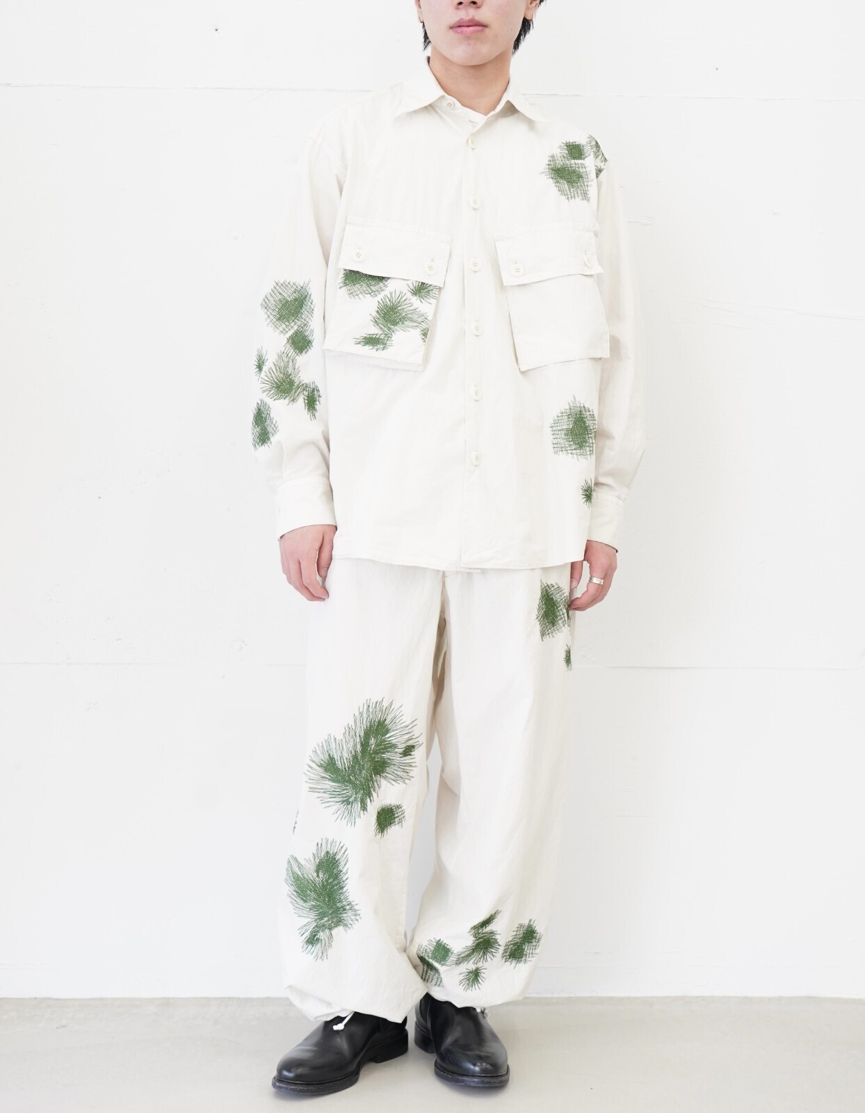 ヨーク メンズ エンブロイダリーオーバーパンツ 画像24