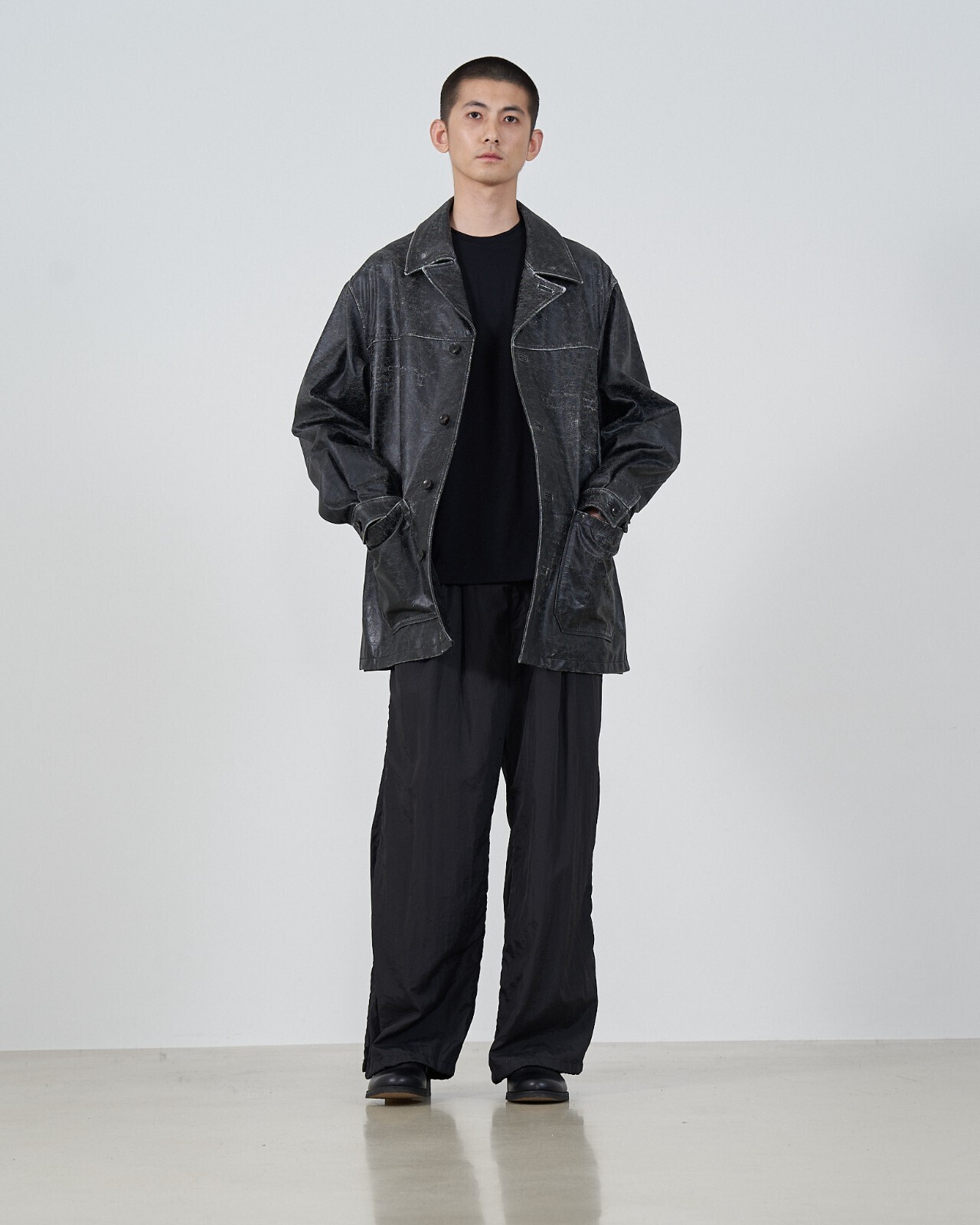 YOKE 여성 & 남성 CRACKED GOAT LEATHER CAR COAT 이미지17