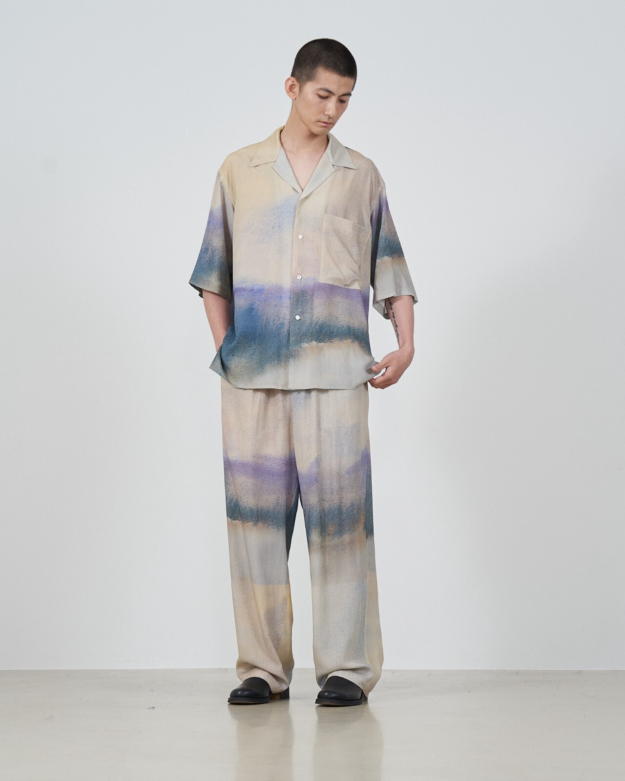 トップス YOKE LANDSCAPE PRINTED OPEN COLLAR SHIRT LANDSCAPE PRINTED OPEN COLLAR SHIRT(2 GREY): YOKE: MENS｜THE