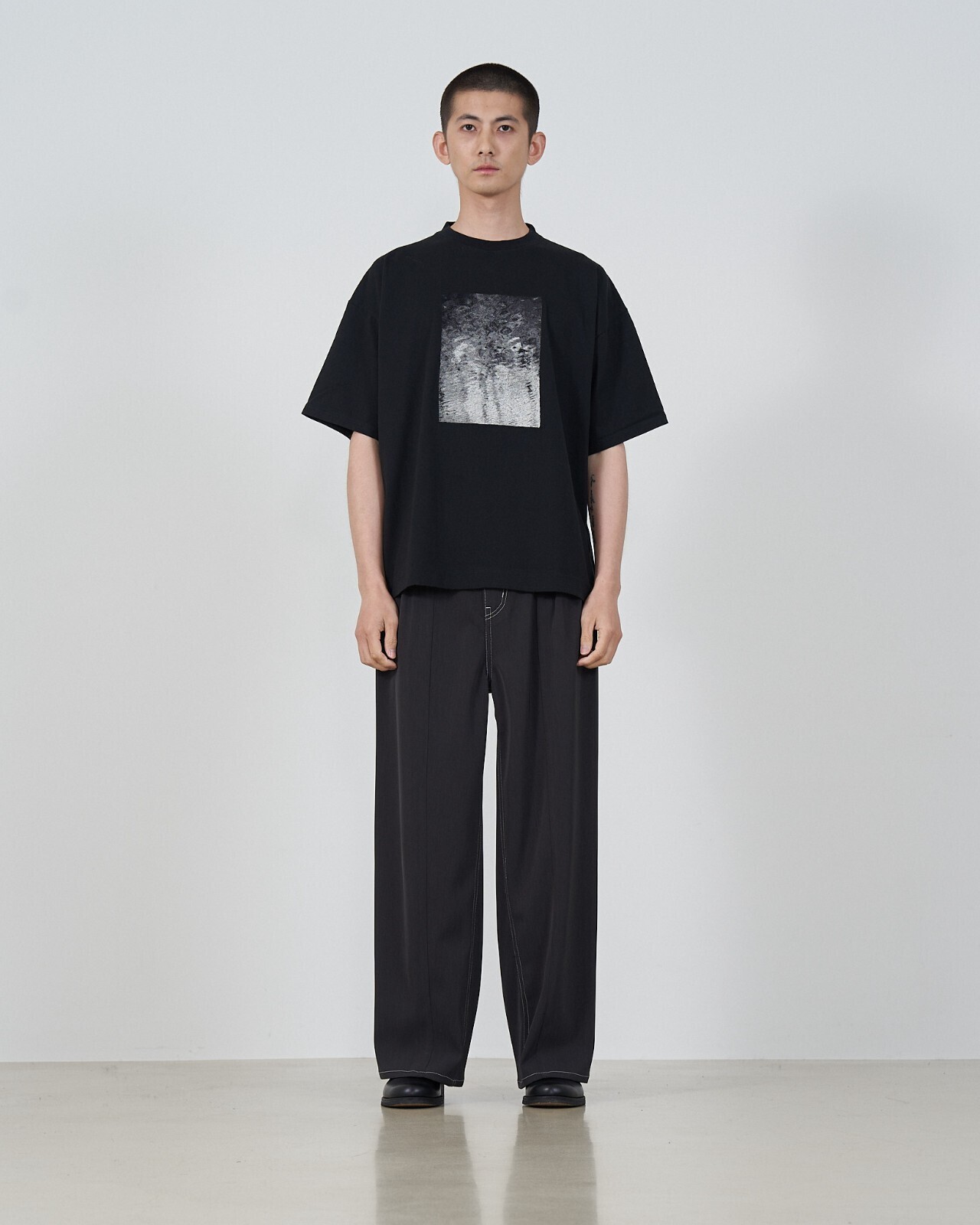 YOKE 여성 & 남성 EMBROIDERY T-SHIRT by TARO MIZUTANI 이미지3