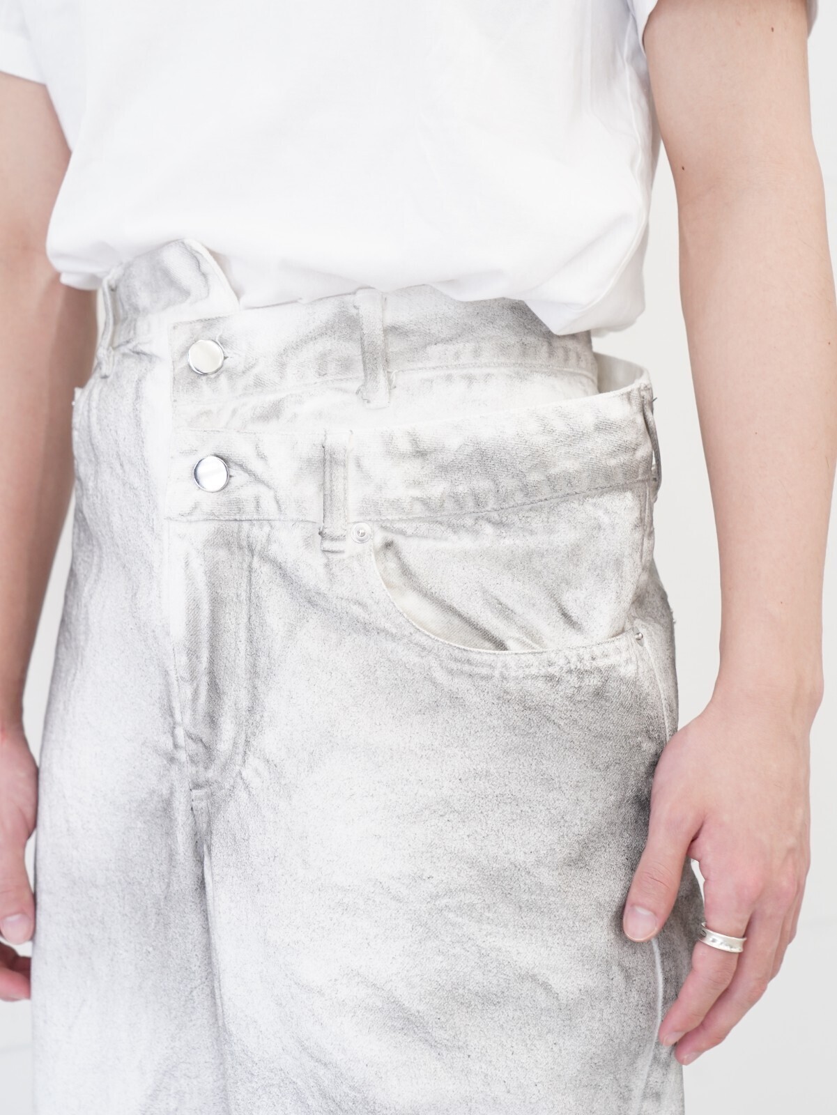 OPEN SESAME CLUB 女士 & 男士 spray dyeingasymmetry denim 图片17