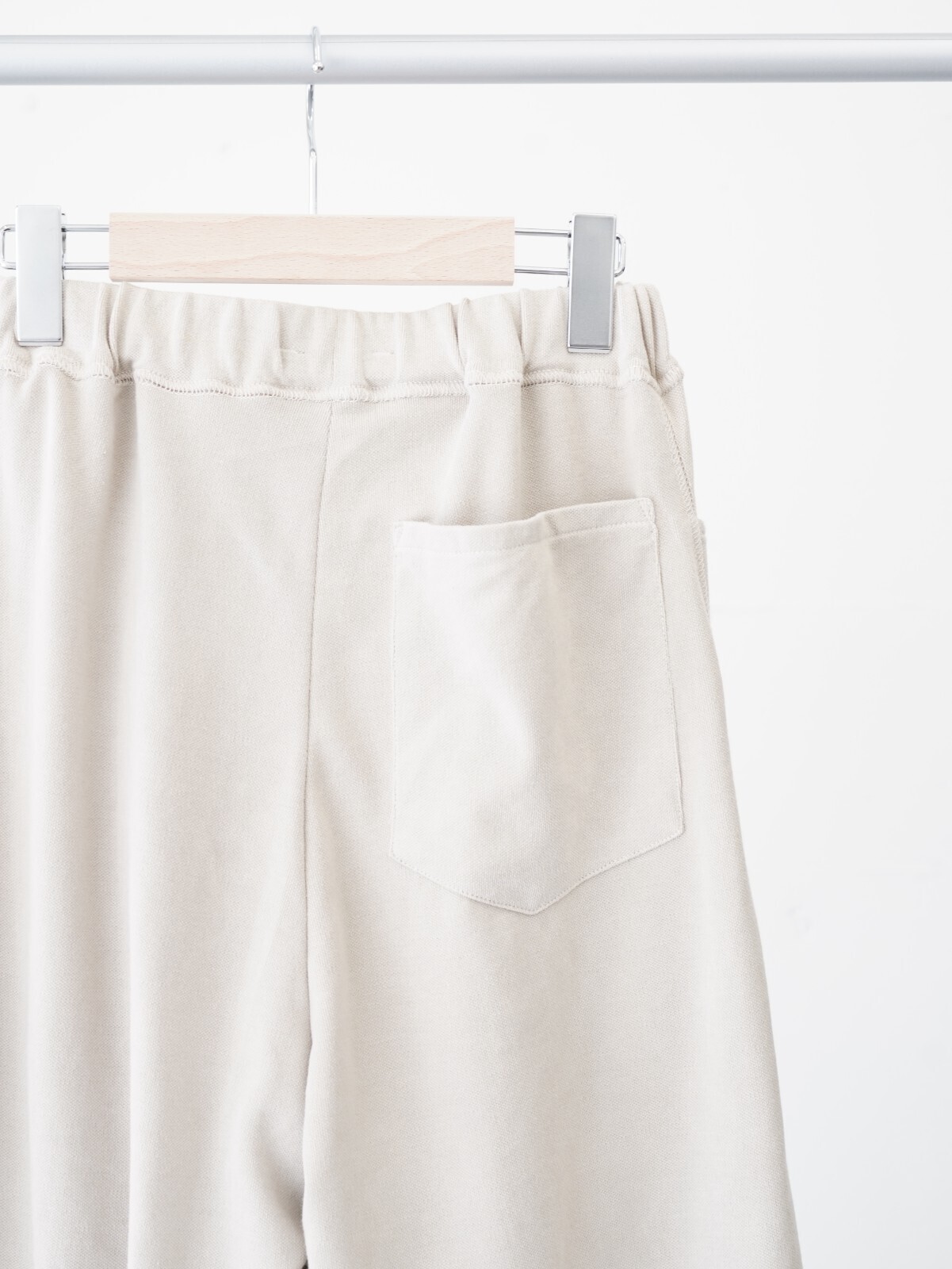 saby MENS PIQUE TUCK EASY PANTS - Stone Wash - IMAGE9