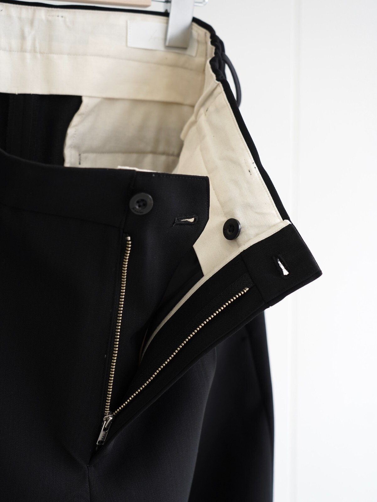 IRENISA MENS TWO TUCKS WIDE TROUSERS IMAGE6