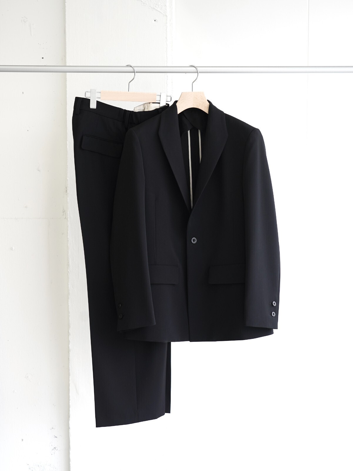 IRENISA MENS TWO TUCKS WIDE TROUSERS IMAGE10