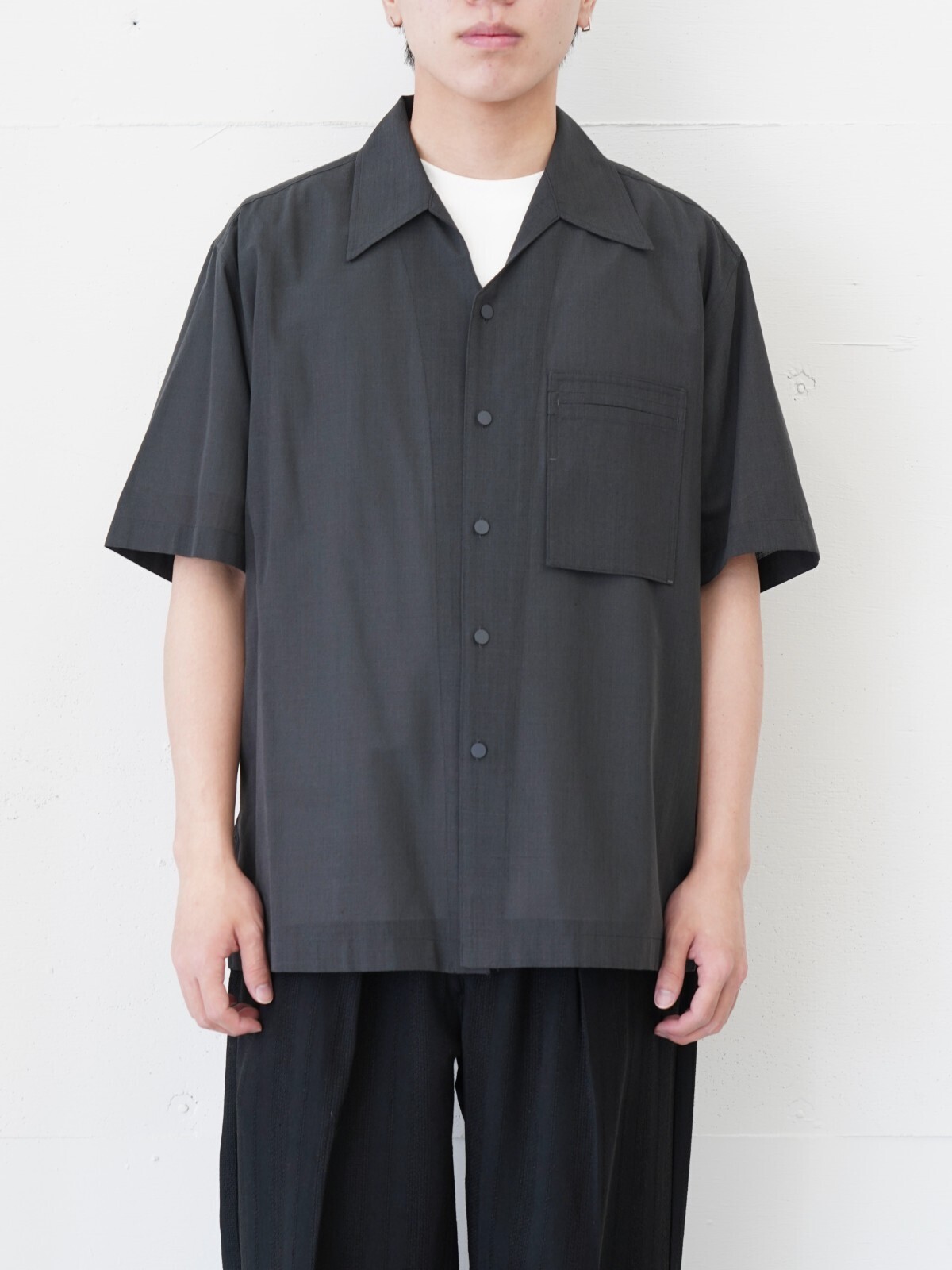 IRENISA 남성 OPEN COLLAR SHORT-SLEEVED SHIRT 이미지16