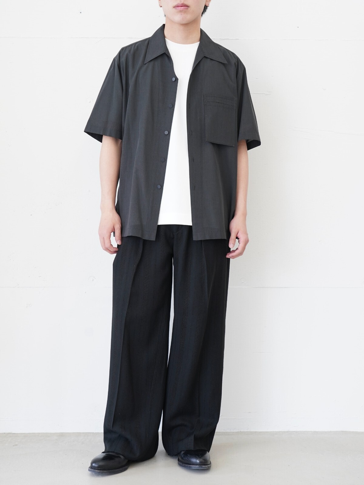 IRENISA 남성 OPEN COLLAR SHORT-SLEEVED SHIRT 이미지14