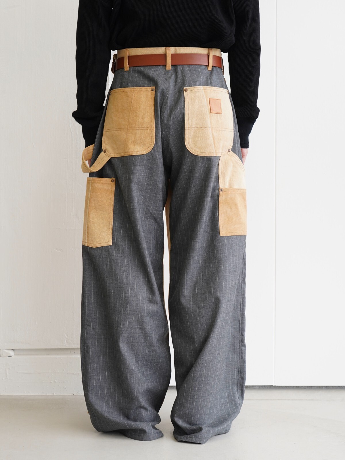 新品 KHOKI 25ss ビンテージエフェクトパンツ サイズ1 新品 KHOKI 25ss ビンテージエフェクトパンツ サイズ1