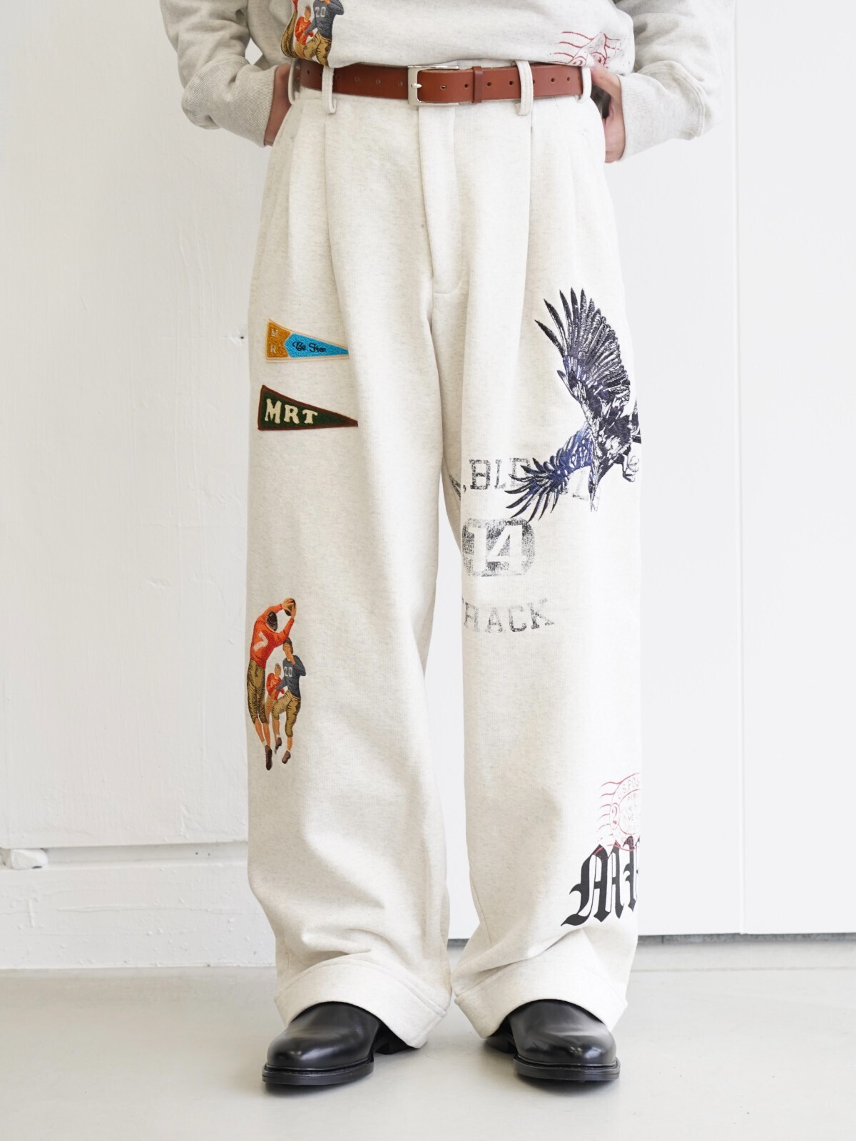 コッキ メンズ マルチエンボディードデザイン スウェットパンツ 画像18