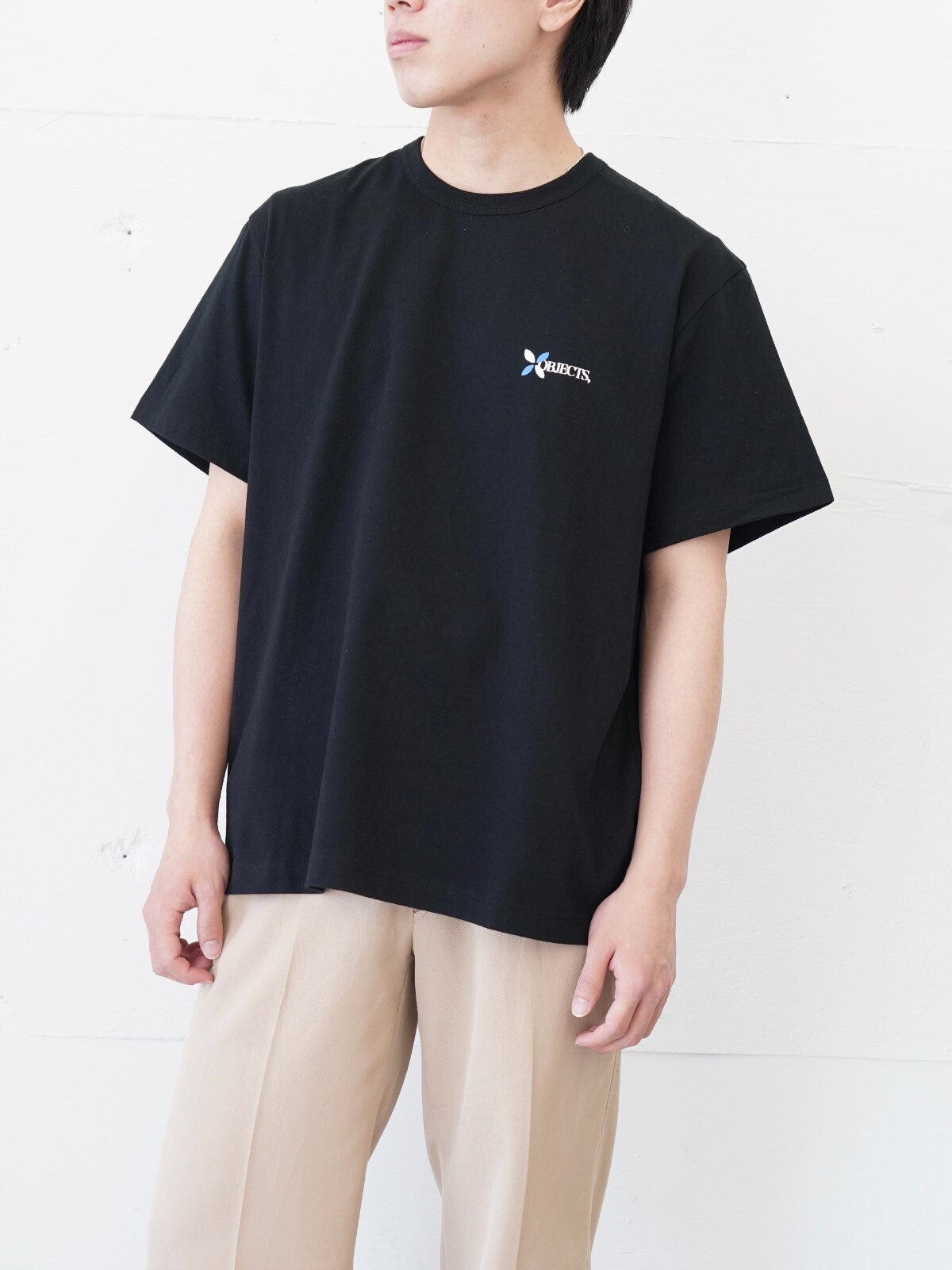 【関税込み】KHOKI ブラック マルチプリント Tシャツ プリントTシャツ - コッキ レディース & メンズ｜公式通販サイト