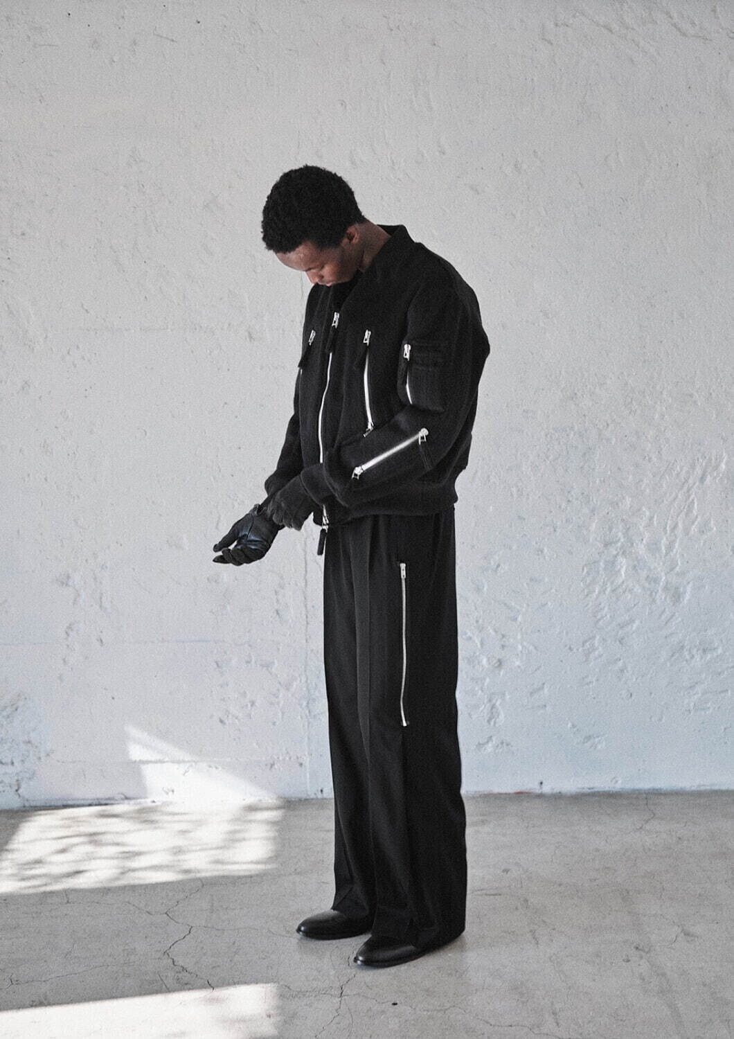 Hibiki Nakaminami WOMENS & MENS ZIPPED TROUSERS (Black-44) (CO) IMAGE15