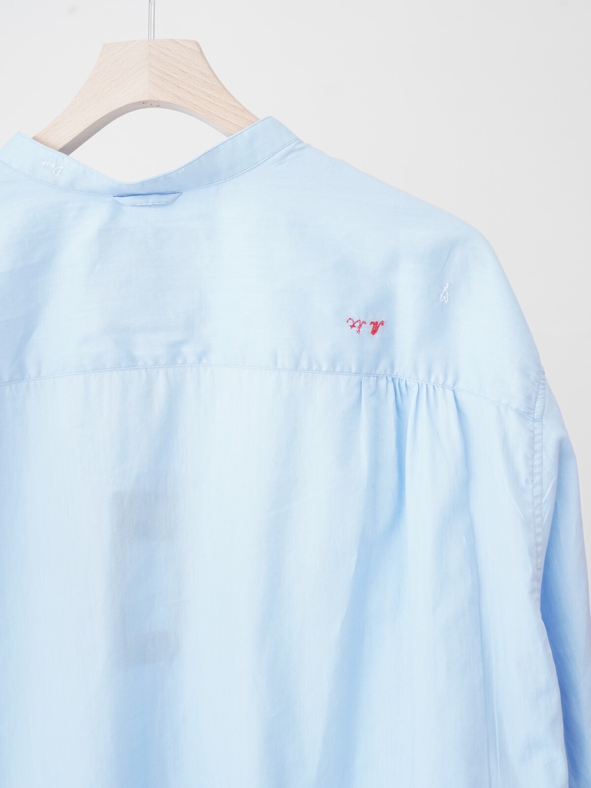 mister it. 여성 & 남성 Band Collar Shirt "Tous" 이미지20