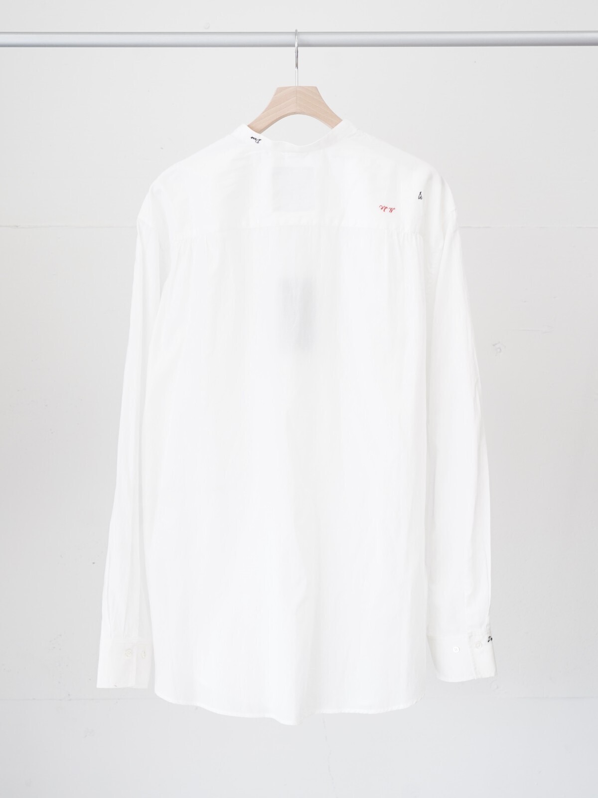 mister it. 여성 & 남성 Band Collar Shirt "Tous" 이미지8