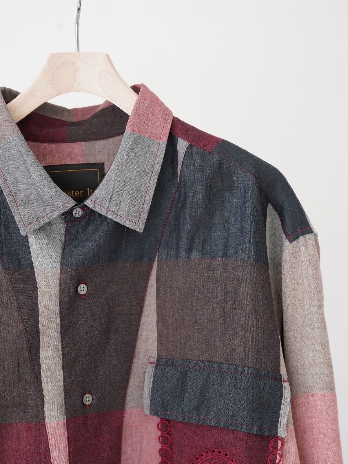 mister it. 女士 & 男士 Regular Collar Shirt "Amnaye" 图片8