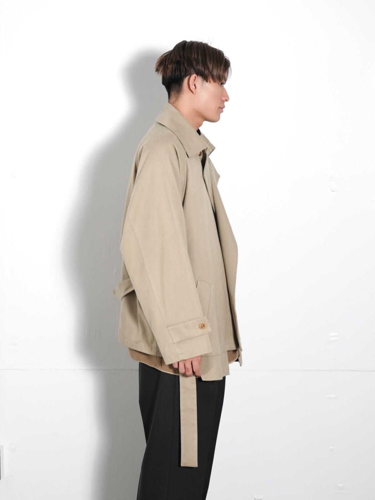 Blanc YM WOMENS & MENS Short Trench Coat with Liner IMAGE11