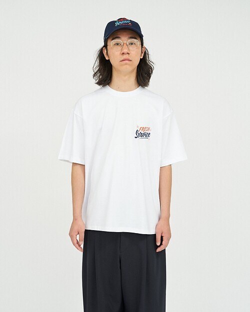 CORPORATE PRINTED S/S TEE "ALL DAY ALL NIGHT" (25SS)｜FreshService MENS