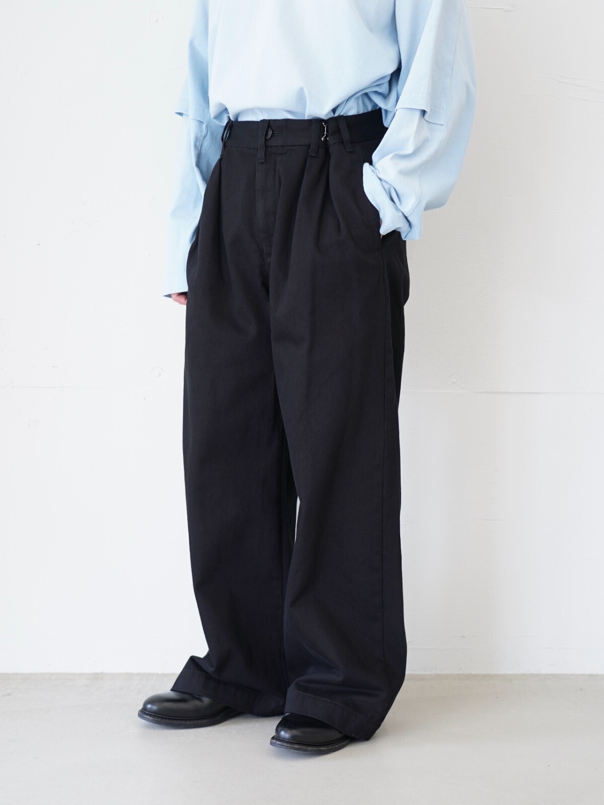 DAIRIKU 남성 "Cooper" Adjuster Wide Chino Pants 이미지4