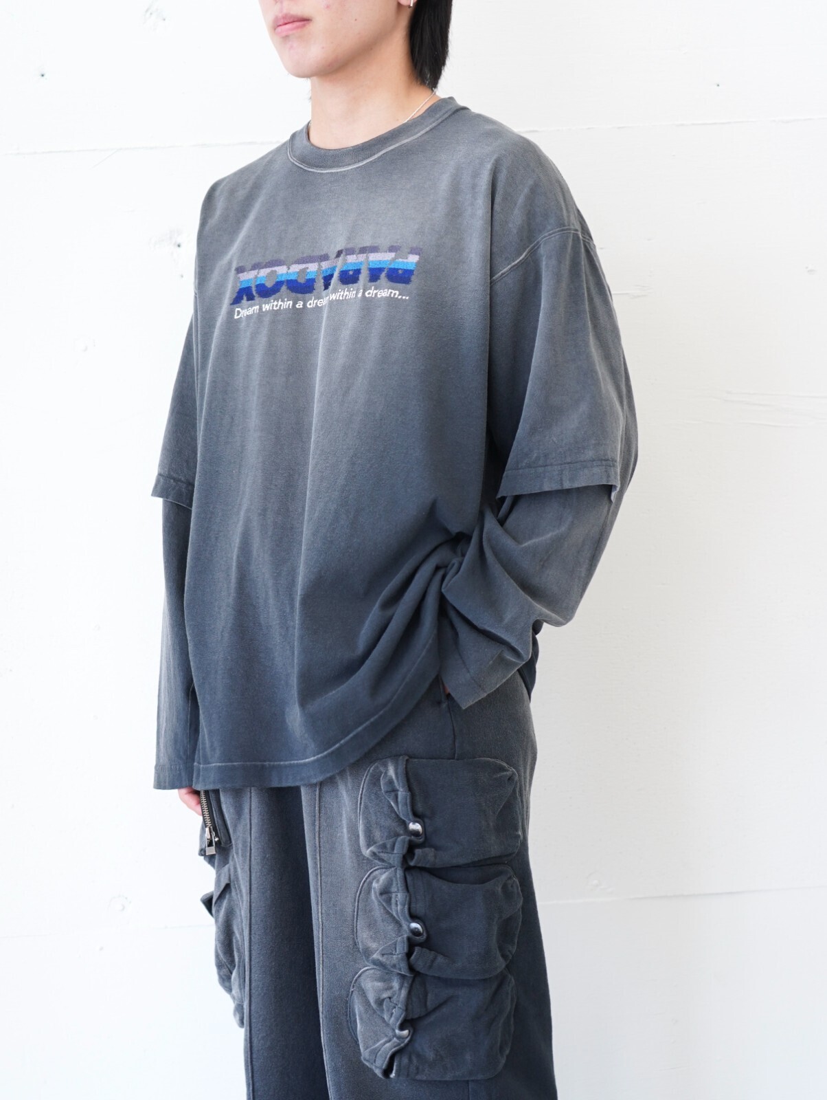 DAIRIKU 남성 "PARADOX"Emboidery Swithing Tee  이미지16