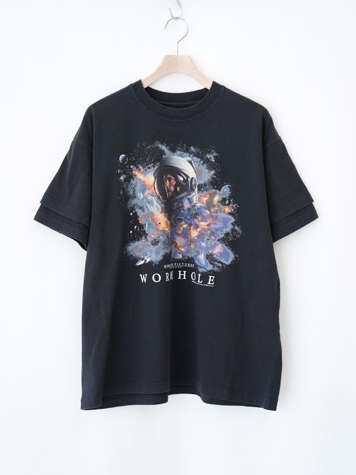 ダイリク メンズ Movie"WORMHOLE" スイッチングTシャツ 画像4