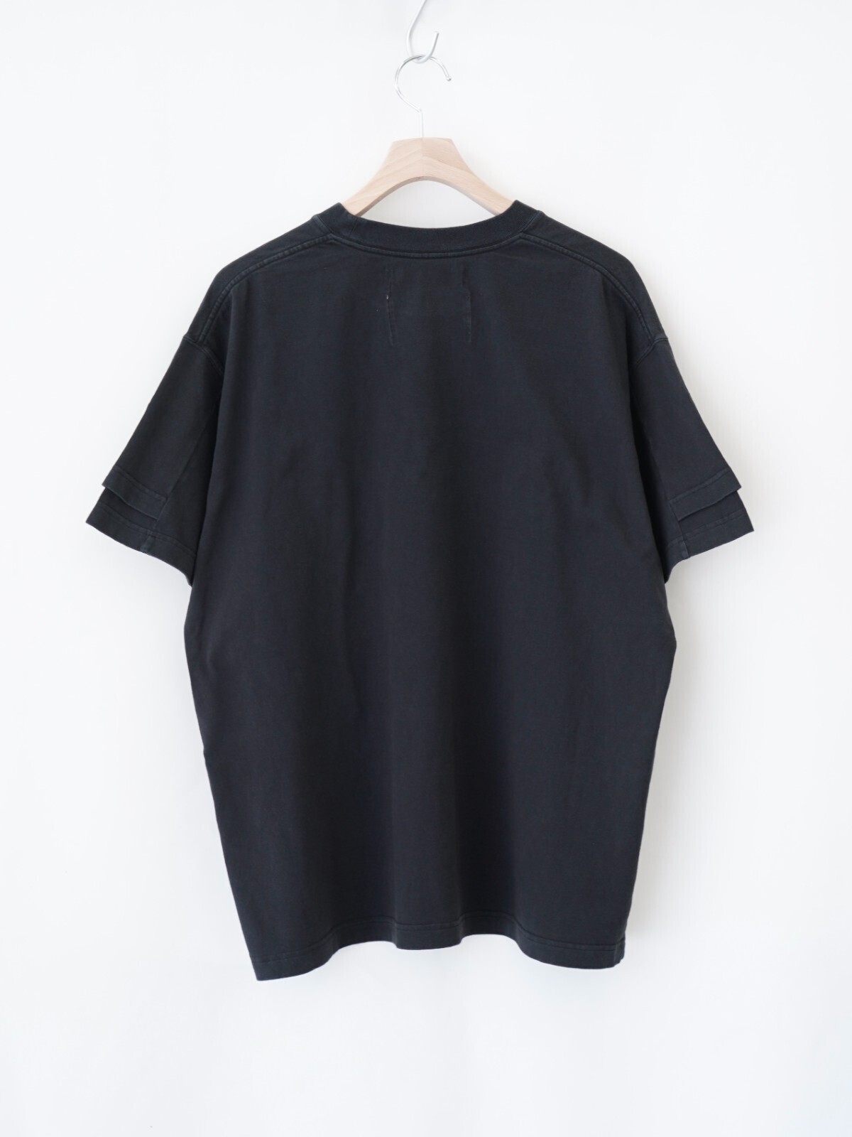 ダイリク メンズ Movie"WORMHOLE" スイッチングTシャツ 画像5