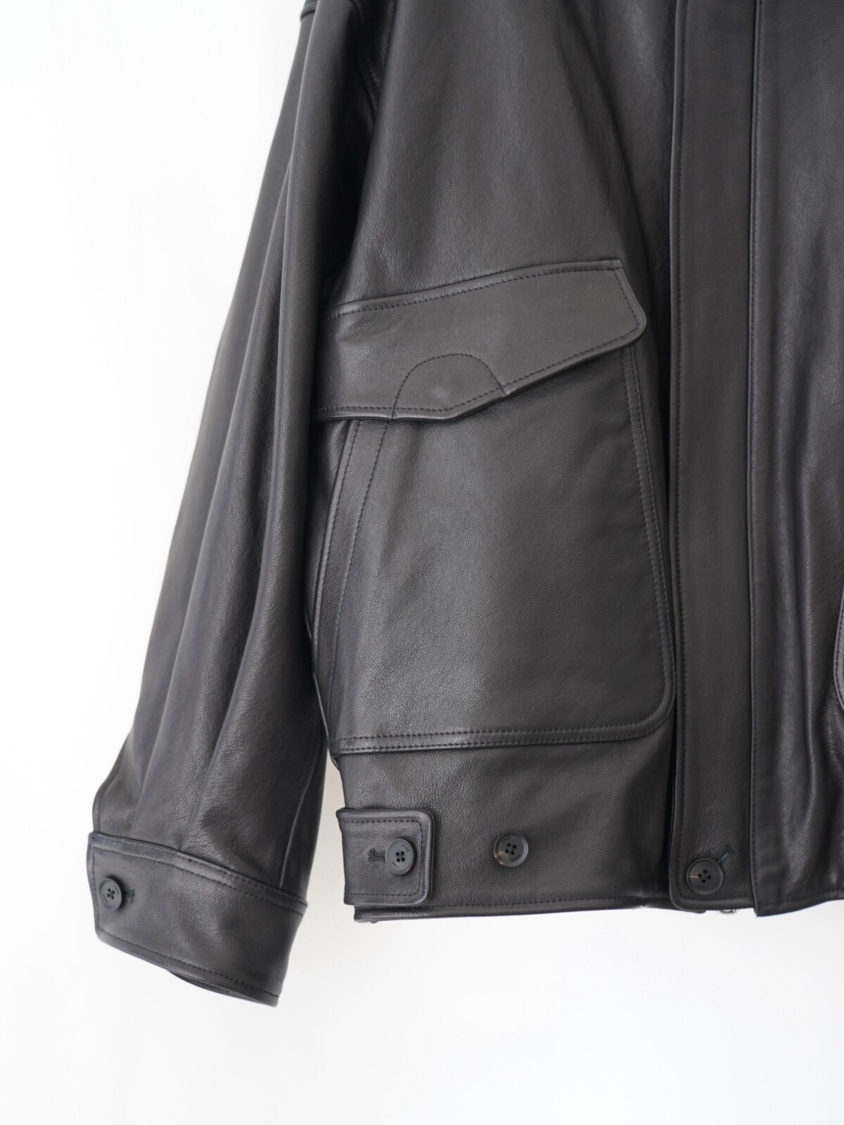 YOKE WOMENS & MENS Leather Flight Jacket (25AW) IMAGE11