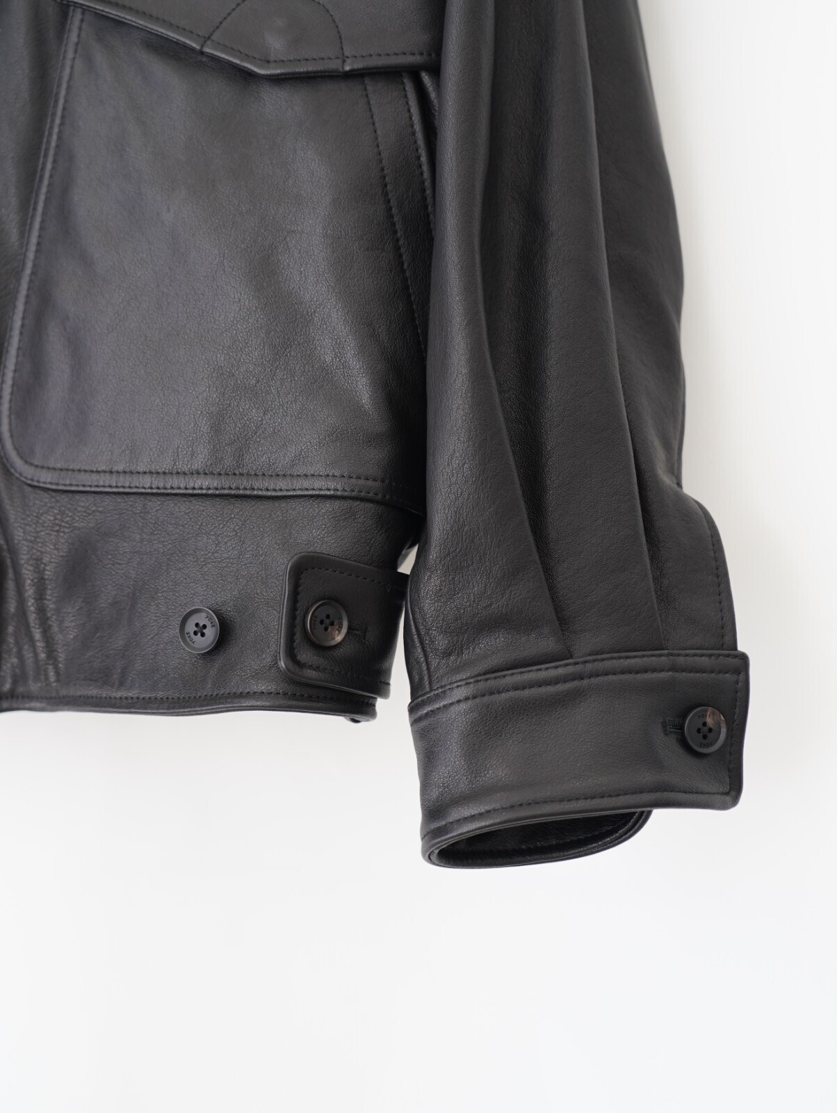 YOKE WOMENS & MENS Leather Flight Jacket (25AW) IMAGE10