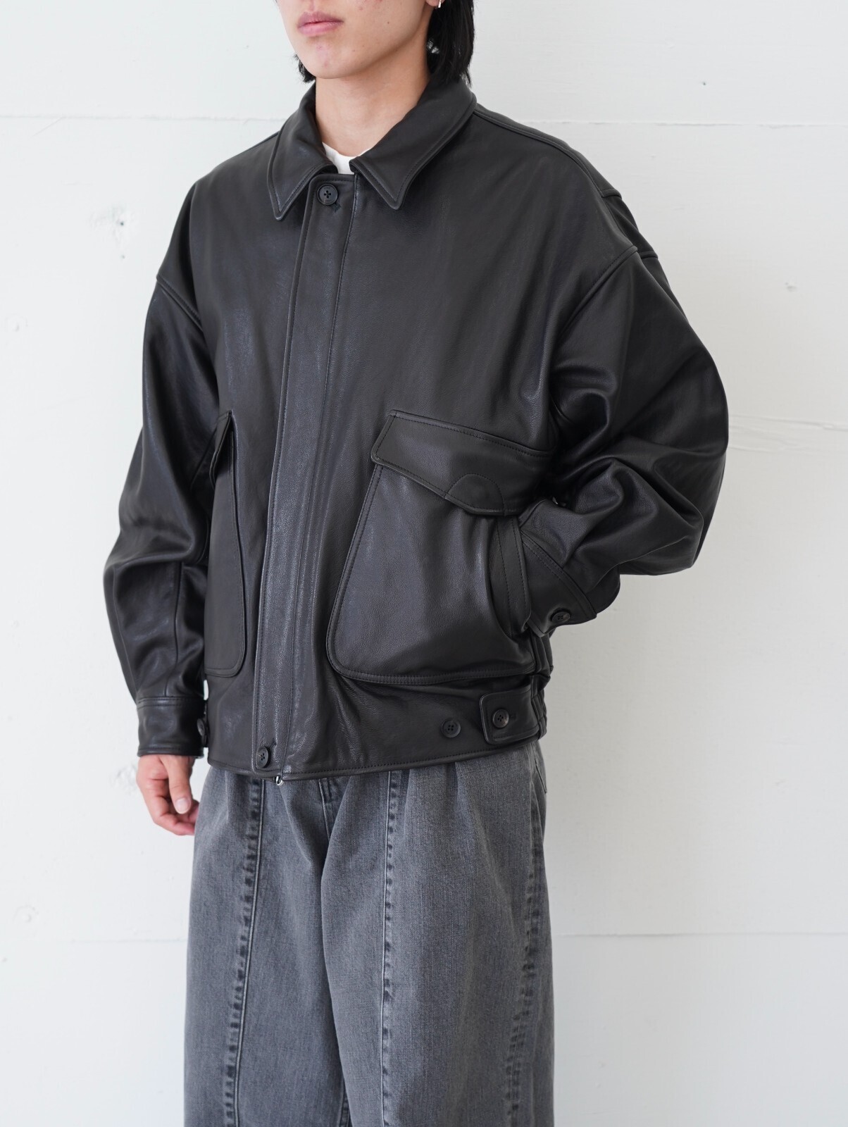 YOKE WOMENS & MENS Leather Flight Jacket (25AW) IMAGE4