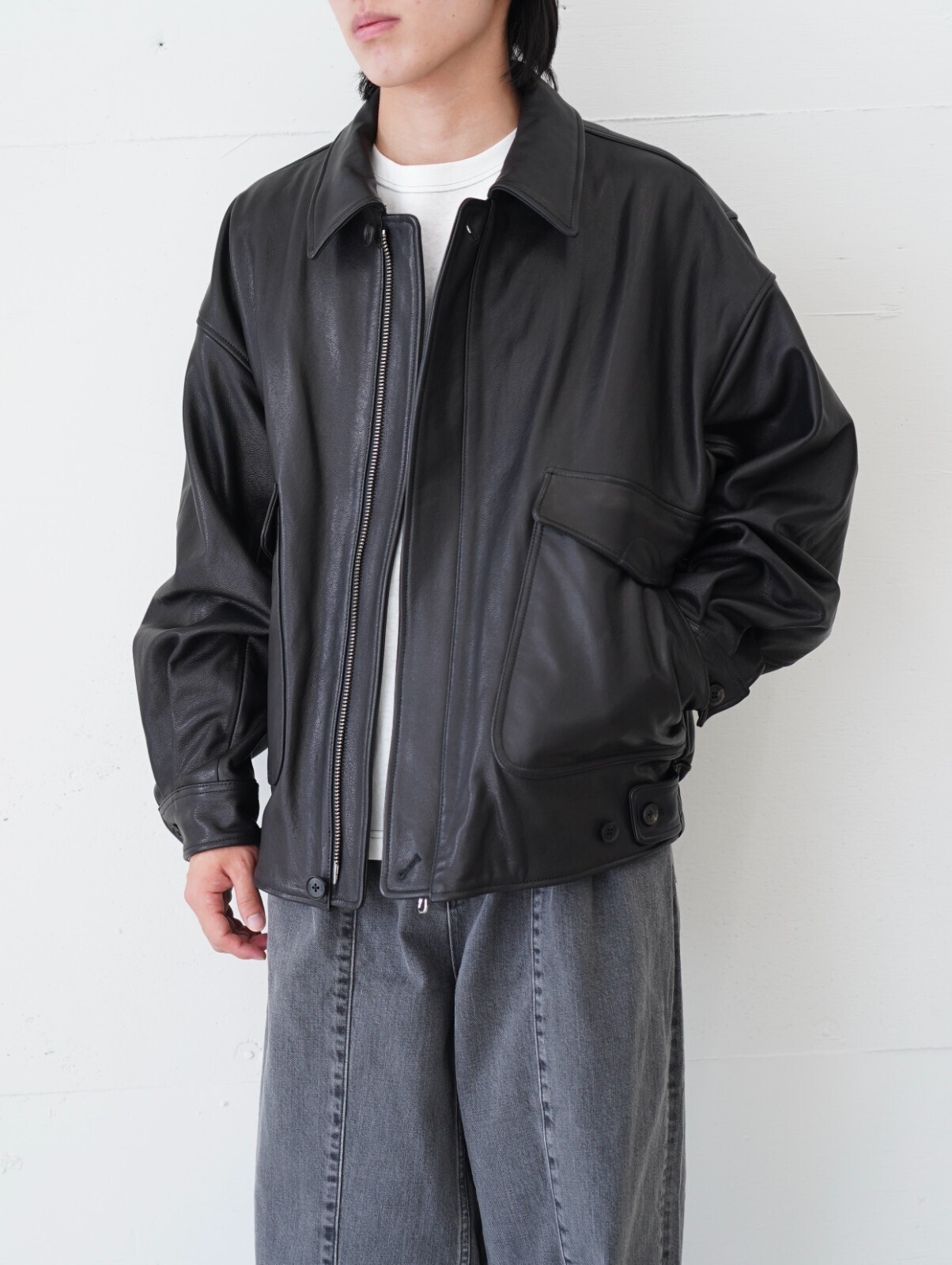 YOKE WOMENS & MENS Leather Flight Jacket (25AW) IMAGE7