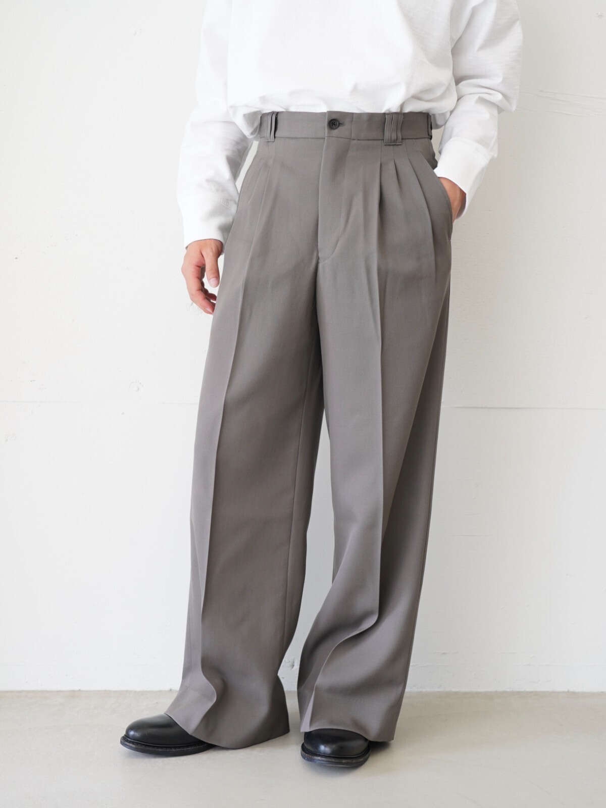 YOKE MENS 3pleated Wide-leg Trousers IMAGE17