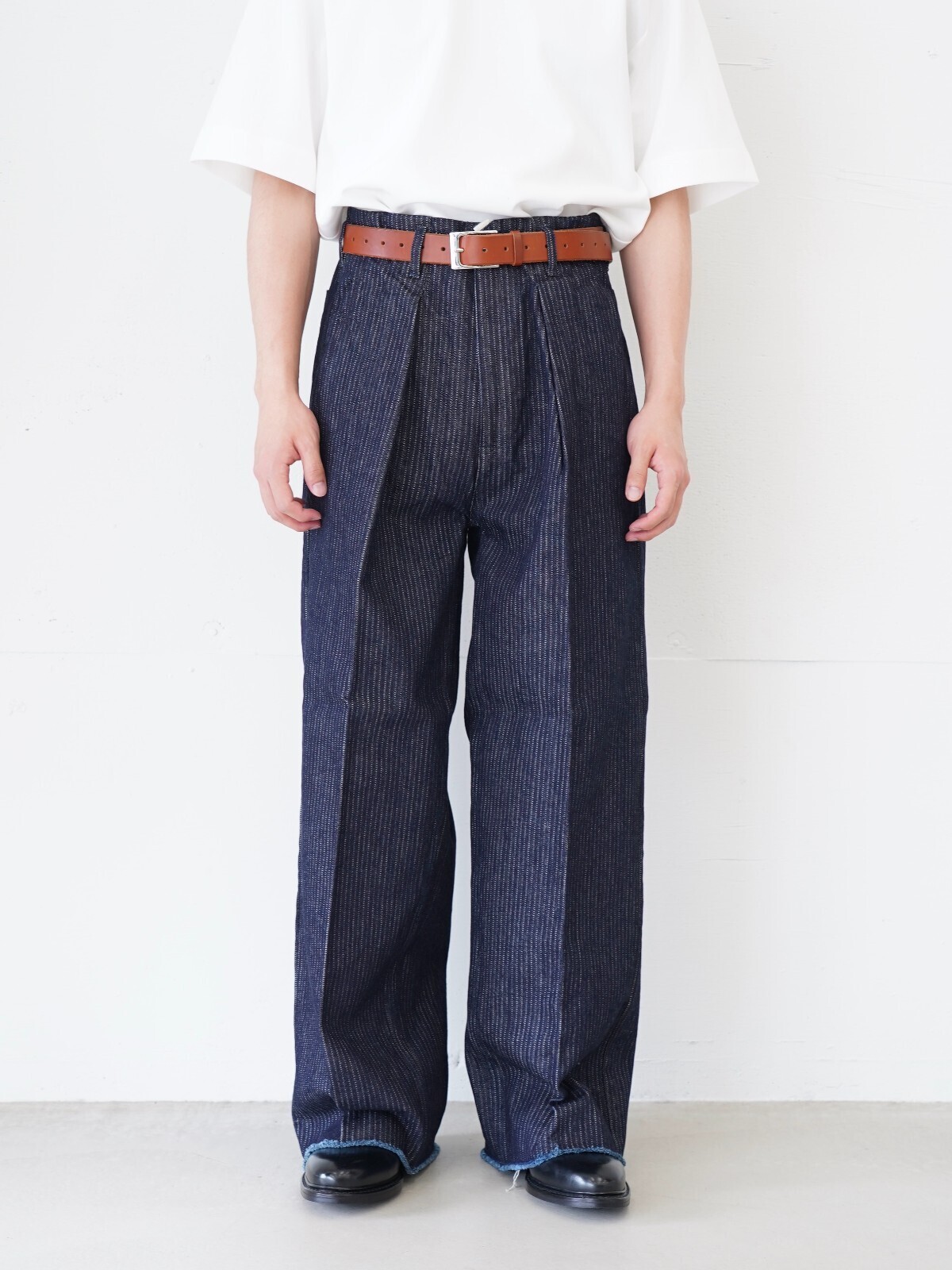 saby 男士 TUCK-BAGGY TYPE 2 - Stripe Denim One Wash - 圖片1