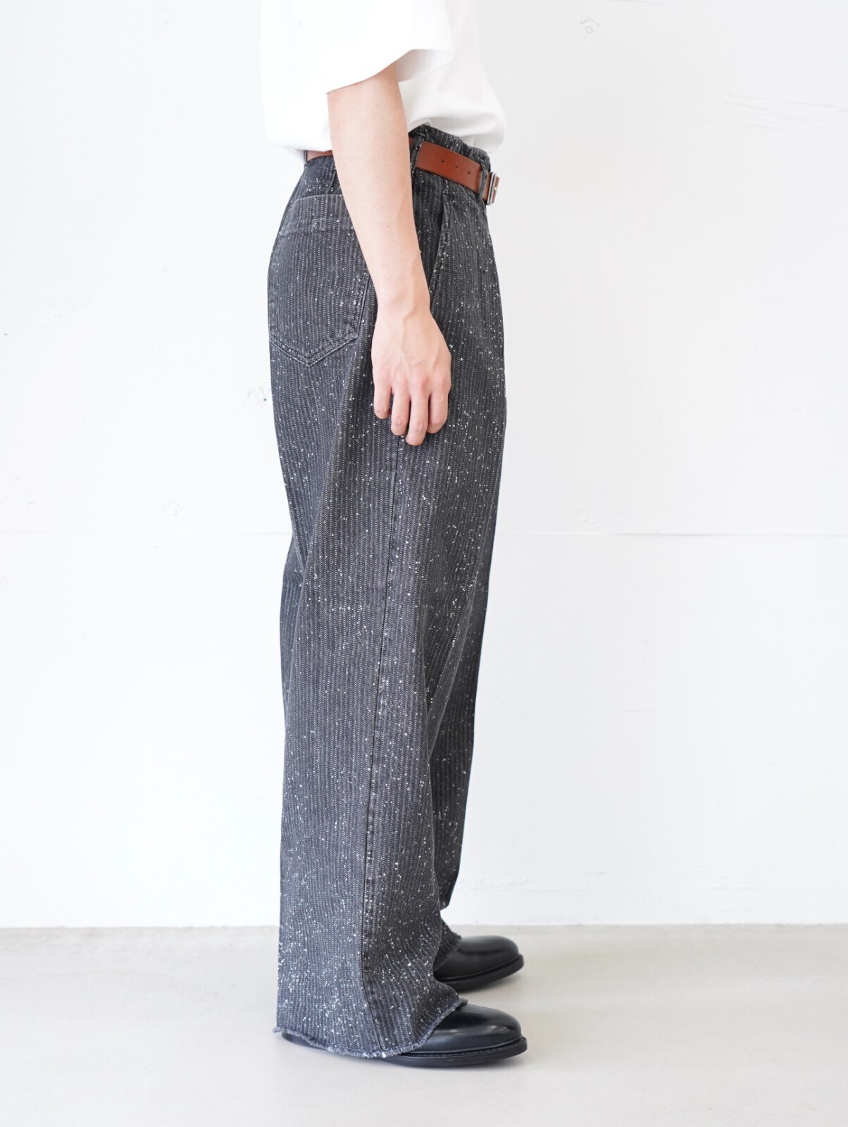 saby 男士 TUCK-BAGGY TYPE 2 - Stripe Denim Splash Vintage Wash - 圖片2