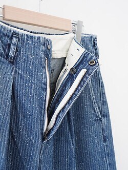 saby MENS TUCK-BAGGY TYPE 2 - Stripe Denim Splash Vintage Wash - IMAGE14