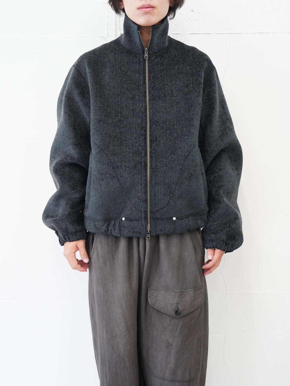 saby MENS REVERSIBLE STAND NECK BLOUSON- Double Face Fab . Wool & Crush Velour -  IMAGE7