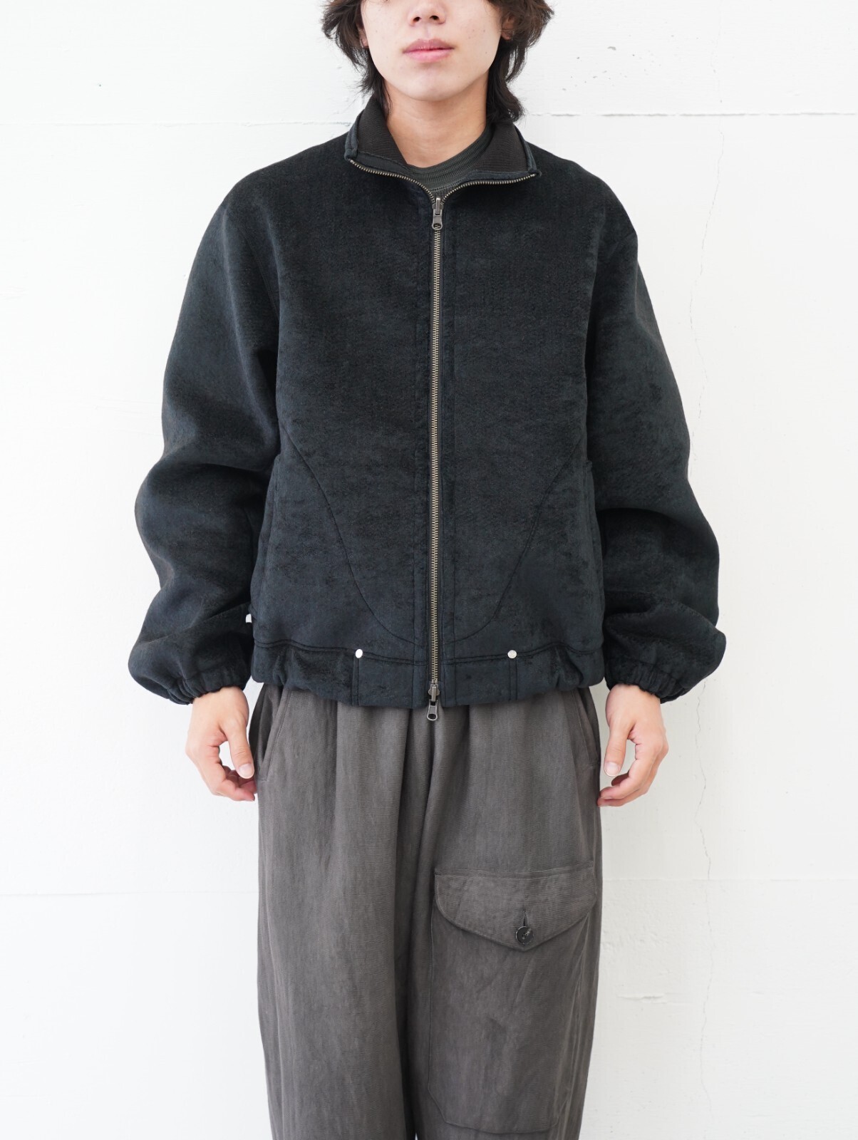 saby MENS REVERSIBLE STAND NECK BLOUSON- Double Face Fab . Wool & Crush Velour -  IMAGE26