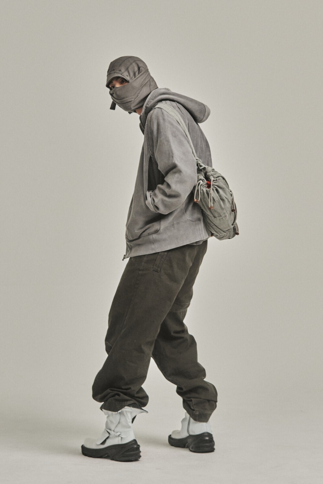 JIAN YE WOMENS & MENS TAO BAG IMAGE11