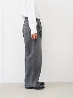 ANTHEM A 여성 & 남성 WASHED DENIM NO-BRAINER PANTS 이미지2